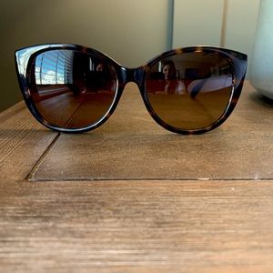 Coach Faye sunglasses
